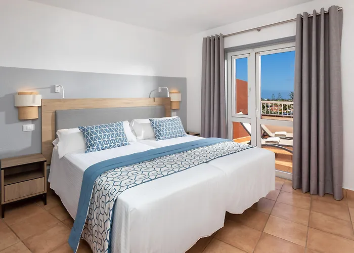 Sol Barbacan 4*