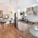 SOL by Meliá Barbacan 4*