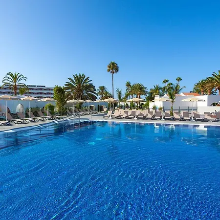 Sol Barbacan Aparthotel 4*