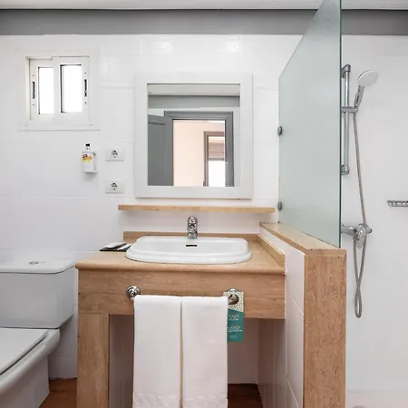 Sol Barbacan Hotel apartamentowy 4*