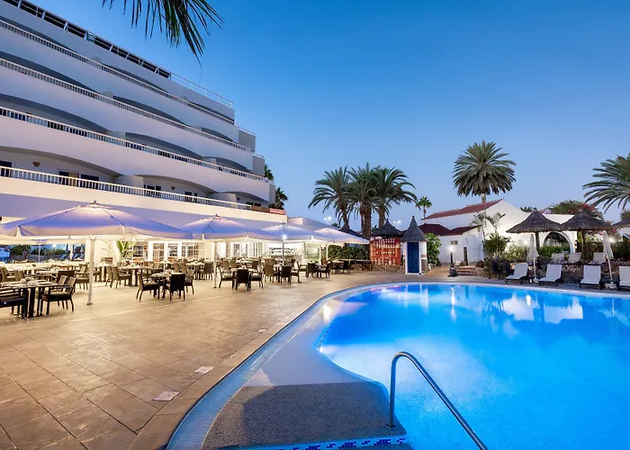 Sol Barbacan ホテル